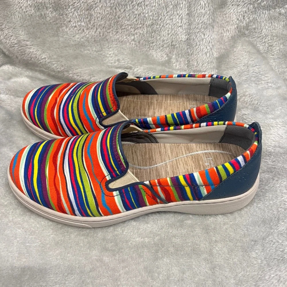 Dansko Belle Women Size‎ 7.5 Multi Color Stripe Fabric Casual Slip-on